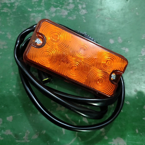 前小灯XR310-760200-000