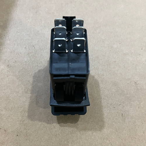 驻车制动开关XE850-701001-000